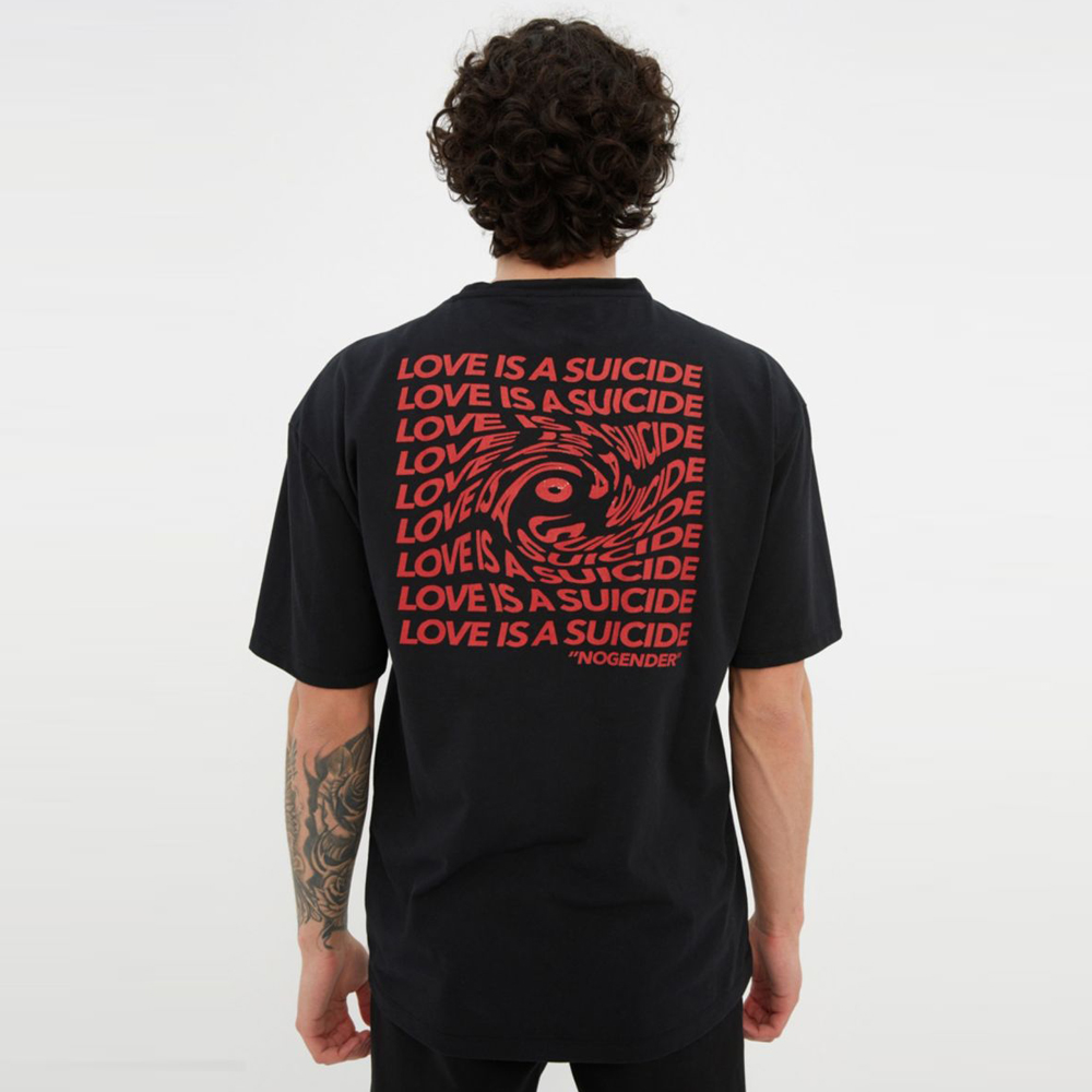 Man Gold Slim Emberoidred T-Shirt – Black